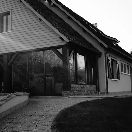 Le Petit Chaton Parigné-lʼÉvêque