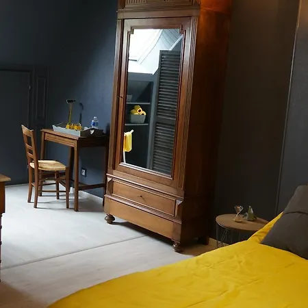 Le Petit Chaton Bed & Breakfast 3*